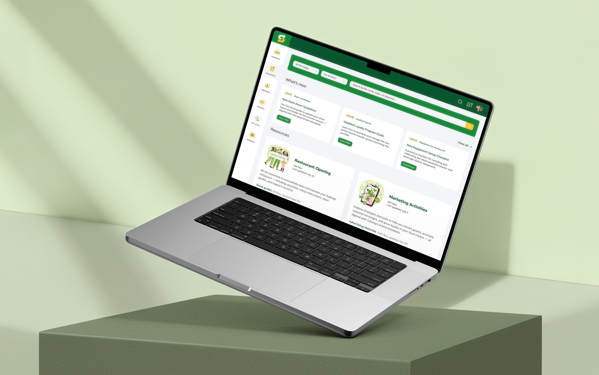 Franchisee portal: knowledge base, courses, and webinars for store opening and daily operations